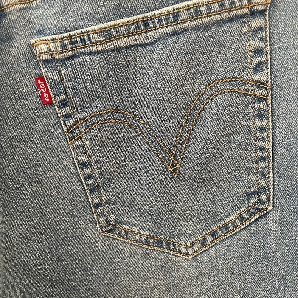 Levi's Ribcage Straight Ankle Distressed medium wash jeans size 32 - Picture 9 of 10